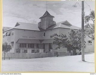 PORT MORESBY - HOTEL. RAAF SURVEY FLIGHT. (NEGATIVE BY N. TRACY)