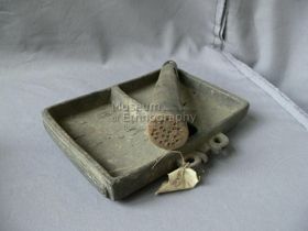 Gyöngyosztályozó tál