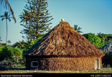 New Caledonia - Ouvéa - traditional thatched building