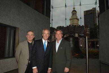 [Assignment: 48-DPA-07-13-08_SOI_K_Philly_Rec] Reception at Independence National Historical Park for attendees at the National Governors Association Centennial Meeting in Philadelphia, Pennsylvania. Secretary Dirk Kempthorne [and Independence National Historical Park Deputy Superintendent Darla Sidles delivered official remarks; and the Secretary conversed with fellow NGA attendees, among them Pennsylvanina Governor Edward Rendell, Vermont Governor James Douglas, Wyoming Governor Dave Freudenthal, Guam Governor Felix Camacho, former Tennessee Governor Don Sundquist, and former Michigan Governor John Engler.] [48-DPA-07-13-08_SOI_K_Philly_Rec_IOD_9354.JPG]