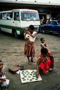 Papua New Guinea: Bus depot, people buying beetle nuts