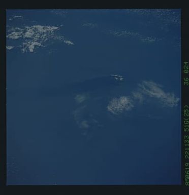 51G-36-024 - STS-51G - STS-51G earth observations