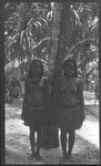 I-Kiribati women