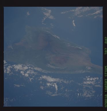 STS085-707-042 - STS-085 - Earth observations taken from orbiter Discovery during STS-85 mission