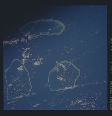 STS067-719-026 - STS-067 - Earth observations taken from shuttle orbiter Endeavour during STS-67 mission