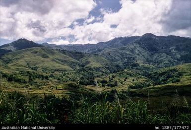 Goroka - Kainantu - 6 miles after Goroka