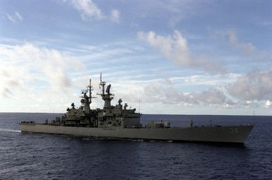 Starboard beam view of the California class cruiser USS CALIFORNIA (CGN-36) as she returns to Hawaii at the end of exercise RIMPAC '98