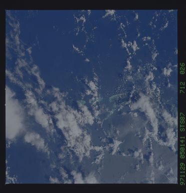 STS087-712-026 - STS-087 - Earth observations taken from shuttle orbiter Columbia during STS-87 mission