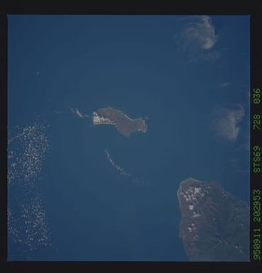 STS069-728-036 - STS-069 - Earth observations taken during STS-69 mission