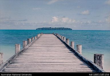 Guasopa: Wharf and Reu Island in Guasopa Harbour