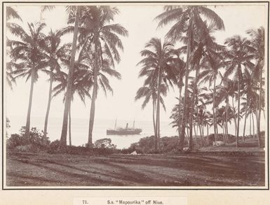 SS Mapourika off Niue, 1903