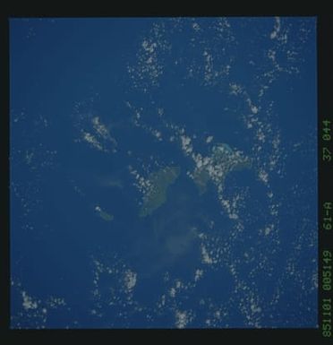 61A-37-044 - STS-61A - STS-61A earth observations