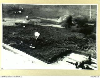 RABAUL, 1942-11. ALLIED AIR FORCES STRIKE JAPANESE AERODROME. (DONOR: W. TUCK)