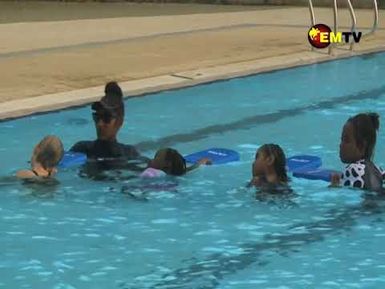 Swim Star Visits PNG