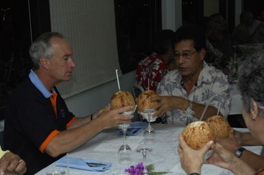 [Assignment: 48-DPA-SOI_K_Pohnpei_6-10-11-07] Pacific Islands Tour: Visit of Secretary Dirk Kempthorne [and aides] to Pohnpei Island, of the Federated States of Micronesia [48-DPA-SOI_K_Pohnpei_6-10-11-07__DI14121.JPG]
