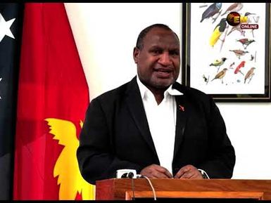 PM PAYS TRIBUTE