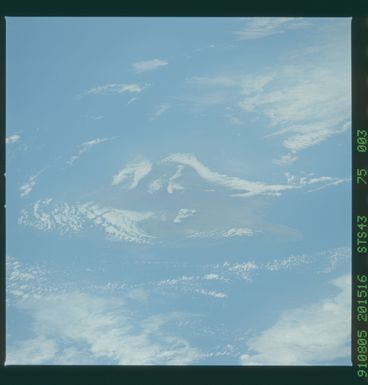 S43-75-003 - STS-043 - STS-43 earth observations