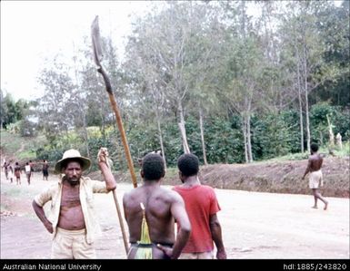 Main road at Kendu