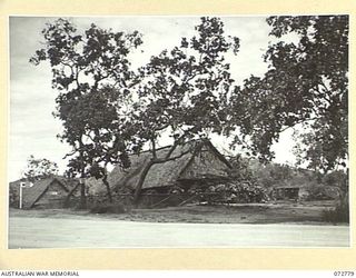 PORT MORESBY, NEW GUINEA. 1944-05-01. THE DENTAL CLINIC WITH THE REGIMENTAL AID POST AT THE FAR END OF THE BUILDING, AT HEADQUARTERS NEW GUINEA FORCE