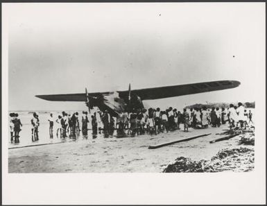 Fokker F.VIIb/3m, VH-USU, Southern Cross, preparing to takeoff, Fiji, August 1928 / Qantas photograph