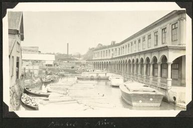 Market on the river, Suva, Fiji, 1929 / C.M. Yonge