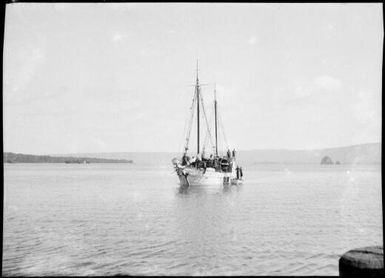 Schooner in Rabaul Harbour, New Guinea, ca. 1929 / Sarah Chinnery