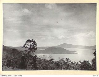 BLANCHE BAY, RABAUL AREA, NEW BRITAIN. 1945-09-28. A PANORAMIC VIEW OF BLANCHE BAY AND SIMPSON HARBOUR LOOKING NORTH. (JOINS NO. 97479)