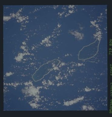 STS067-719-028 - STS-067 - Earth observations taken from shuttle orbiter Endeavour during STS-67 mission