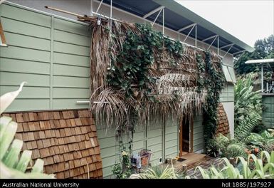 French Polynesia - Garden, building exterior