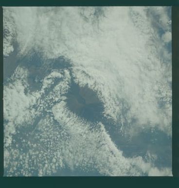 S06-40-746 - STS-006 - Earth observations taken during STS-6 mission