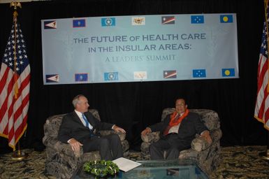 [Assignment: 48-DPA-09-29-08_SOI_K_Isl_Conf_Lead] Participants in the Insular Areas Health Summit [("The Future of Health Care in the Insular Areas: A Leaders Summit") at the Marriott Hotel in] Honolulu, Hawaii, where Interior Secretary Dirk Kempthorne [joined senior federal health officials and leaders of the U.S. territories and freely associated states to discuss strategies and initiatives for advancing health care in those communinties [48-DPA-09-29-08_SOI_K_Isl_Conf_Lead_DOI_0667.JPG]