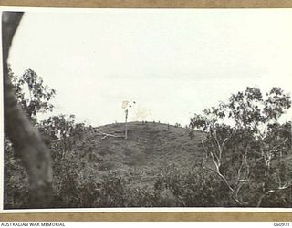 DONADABU AREA, NEW GUINEA. 1943-11-30. A COMPANY, 2/10TH AUSTRALIAN INFANTRY BATTALION ASSAULTING THE OBJECTIVE AND CONSOLIDATING THEIR POSITIONS ON THE FINAL ATTACK DURING A COMBINED EXERCISE WITH ..