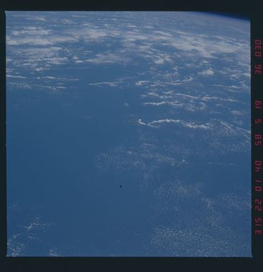 51A-36-030 - STS-51A - 51A earth observations