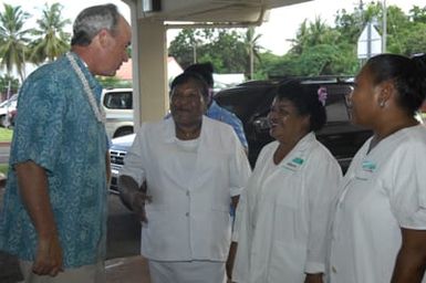 [Assignment: 48-DPA-SOI_K_Palau_6-7-9-07] Pacific Islands Tour: Visit of Secretary Dirk Kempthorne [and aides] to Palau Islands, Republic of Palau [48-DPA-SOI_K_Palau_6-7-9-07__DI12917.JPG]