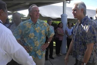 [Assignment: 48-DPA-SOI_K_Saipan_6-5-07] Pacific Islands Tour: Visit of Secretary Dirk Kempthorne [and aides] to Saipan Island, of the Commonwealth of the Northern Mariana Islands [48-DPA-SOI_K_Saipan_6-5-07__DI10784.JPG]