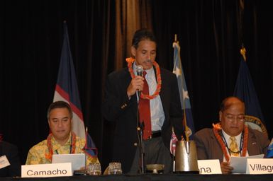 [Assignment: 48-DPA-09-29-08_SOI_K_Isl_Conf_AM] Insular Areas Health Summit [("The Future of Health Care in the Insular Areas: A Leaders Summit") at the Marriott Hotel in] Honolulu, Hawaii, where Interior Secretary Dirk Kempthorne [joined senior federal health officials and leaders of the U.S. territories and freely associated states to discuss strategies and initiatives for advancing health care in those communinties [48-DPA-09-29-08_SOI_K_Isl_Conf_AM_DOI_0498.JPG]