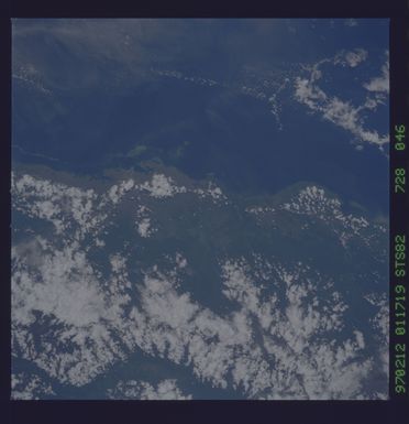 STS082-728-046 - STS-082 - Earth observations taken from shuttle orbiter Discovery during STS-82 mission