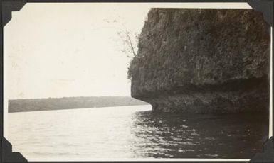 Erosion at the base of the cliff wall, Apolima [?], Samoa, 1929 / C.M. Yonge