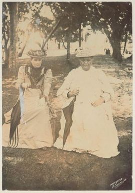 Ariki Makea Takau and Mrs Seddon at the time of Annexation of Cook Islands by New Zealand, 1900. From the album: Cook Islands