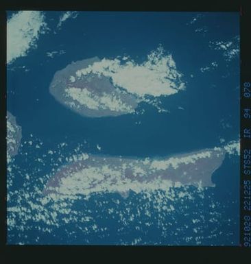 STS052-94-078 - STS-052 - Earth observations from Columbia, Orbiter Vehicle (OV) 102, during STS-52