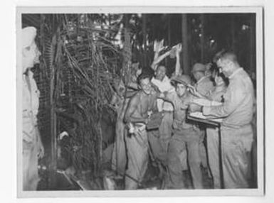 [Soldiers Receive Packages]