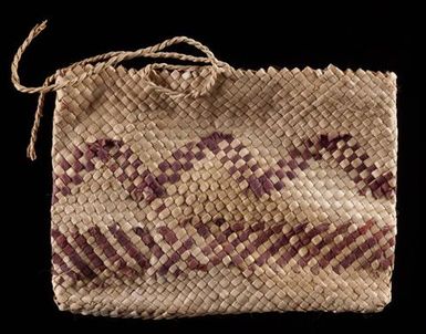 Kete Pāpā (Satchel)