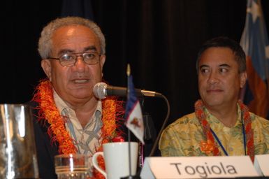 [Assignment: 48-DPA-09-29-08_SOI_K_Isl_Conf_AM] Insular Areas Health Summit [("The Future of Health Care in the Insular Areas: A Leaders Summit") at the Marriott Hotel in] Honolulu, Hawaii, where Interior Secretary Dirk Kempthorne [joined senior federal health officials and leaders of the U.S. territories and freely associated states to discuss strategies and initiatives for advancing health care in those communinties [48-DPA-09-29-08_SOI_K_Isl_Conf_AM_DOI_0540.JPG]