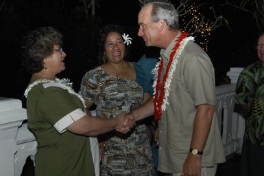 [Assignment: 48-DPA-SOI_K_Amer_Sam] Pacific Islands Tour: Visit of Secretary Dirk Kemmpthorne [and aides] to American Samoa, U.S. Territory [48-DPA-SOI_K_Amer_Sam__DI15547.JPG]