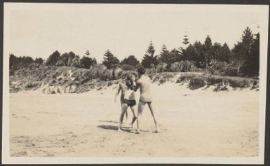 Crew from the Aorangi at Motuihe Island, February 1930