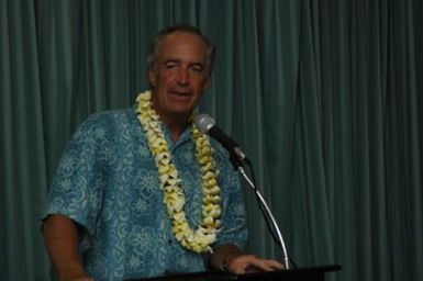 [Assignment: 48-DPA-SOI_K_Majuro_6-11-12-07] Pacific Islands Tour: Visit of Secretary Dirk Kempthorne [and aides] to Majuro Atoll, of the Republic of Marshall Islands [48-DPA-SOI_K_Majuro_6-11-12-07__DI14490.JPG]