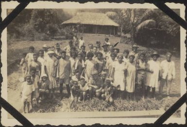 Kiwi soldiers and villagers in New Caledonia