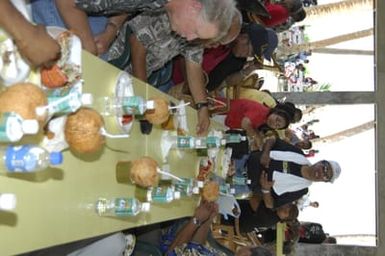 [Assignment: 48-DPA-SOI_K_Palau_6-7-9-07] Pacific Islands Tour: Visit of Secretary Dirk Kempthorne [and aides] to Palau Islands, Republic of Palau [48-DPA-SOI_K_Palau_6-7-9-07__DI13555.JPG]
