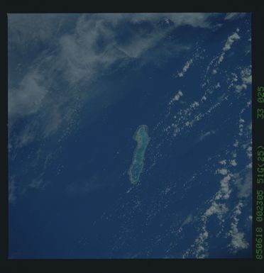 51G-33-025 - STS-51G - STS-51G earth observations