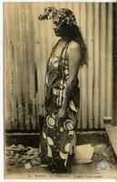 29. - Tahiti. - La Tahitienne - A typical Tahiti maiden